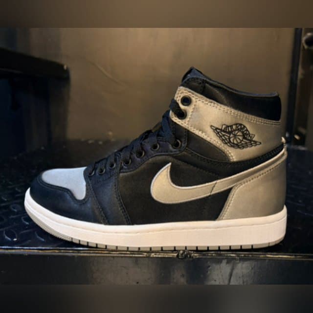 Air Jordan 1 High OG Retro 'Satin Shadow'