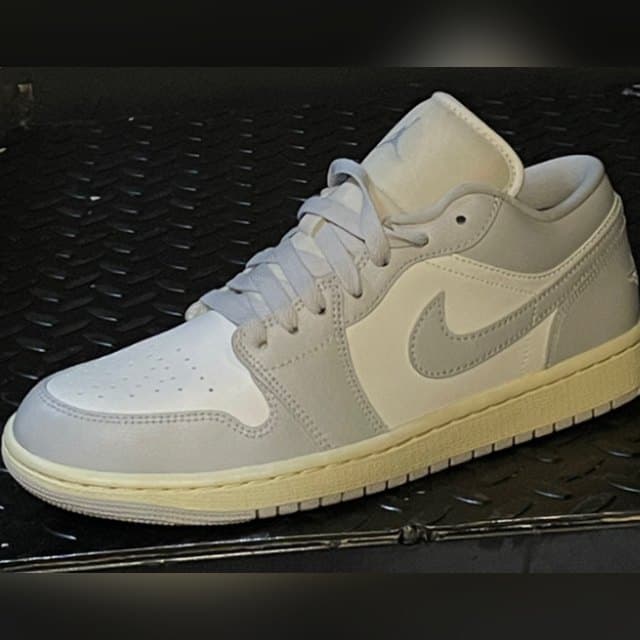 Air Jordan 1 Low 'Grey Coconut'