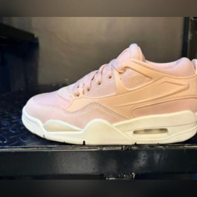 Air Jordan 4 RM 'Pink Oxford'