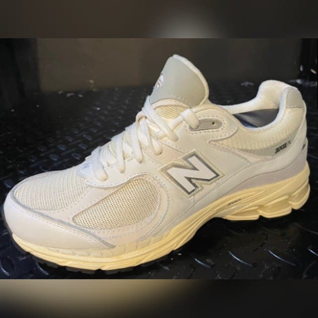 New Balance 2002R 'Grey/Cream'