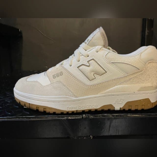 New Balance 550