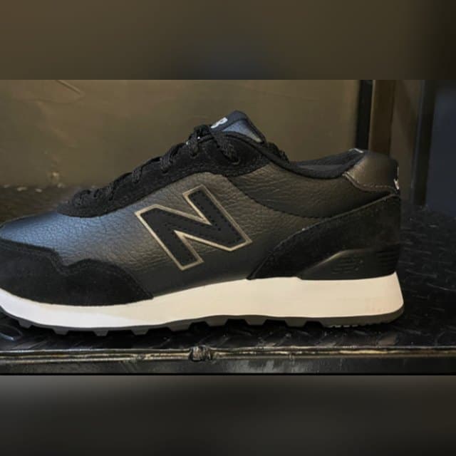 New Balance 'Black/White'