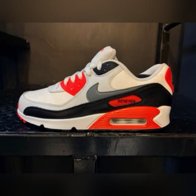 Nike Air Max 90 x Gore-Tex 'Infrared'
