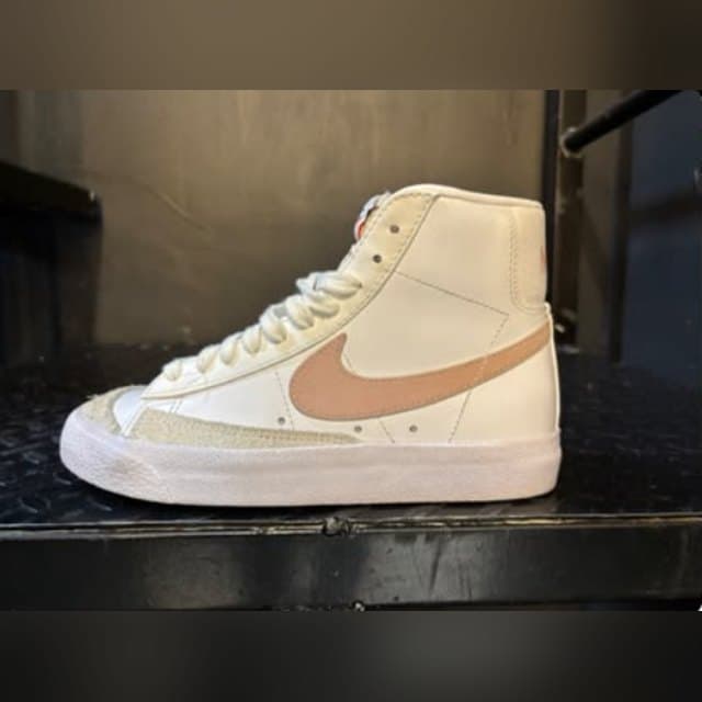 Nike Blazer Mid ’77 'White/Pink'