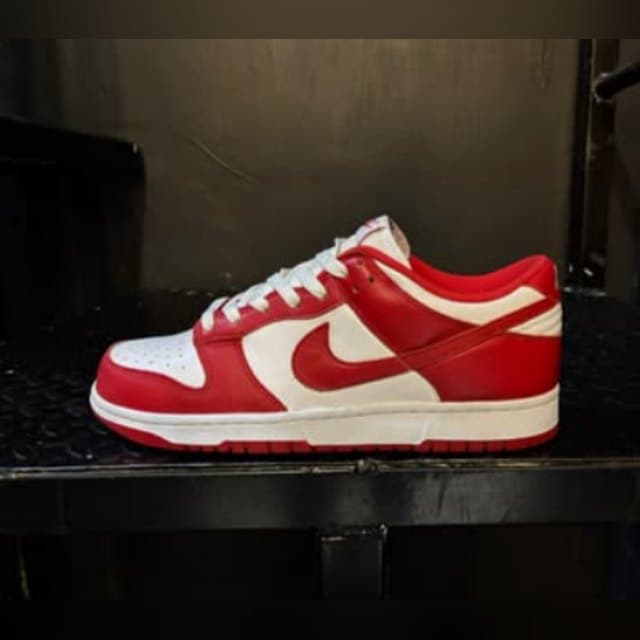 Nike Dunk Low SP 'White/University Red'