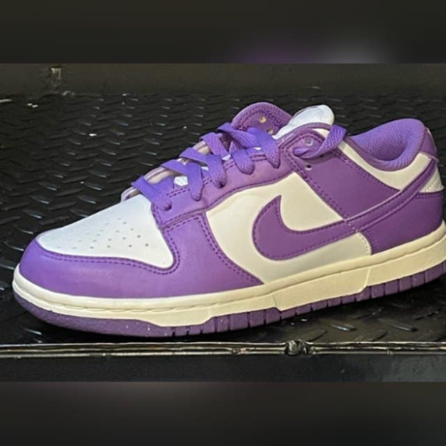 Nike Dunk Low 'White/Raspberry'