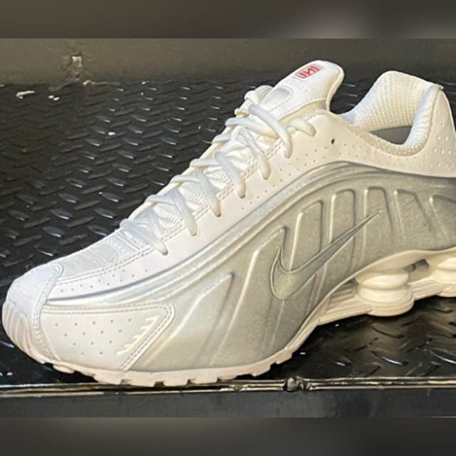 Nike Shox R4 'White Metallic Silver'