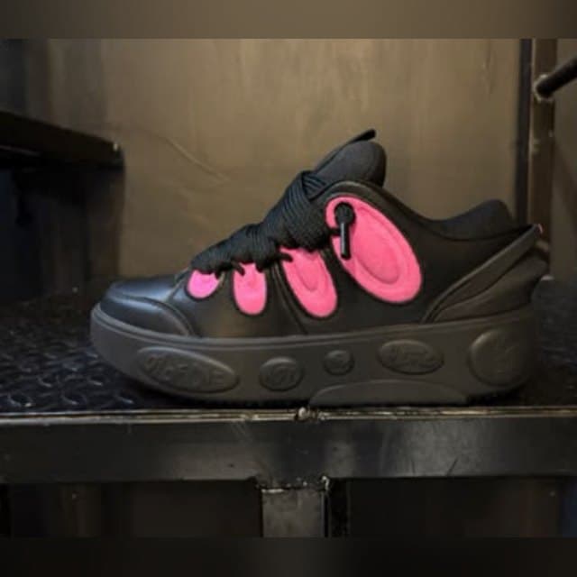 Puma x La France 'Black/Glowing'